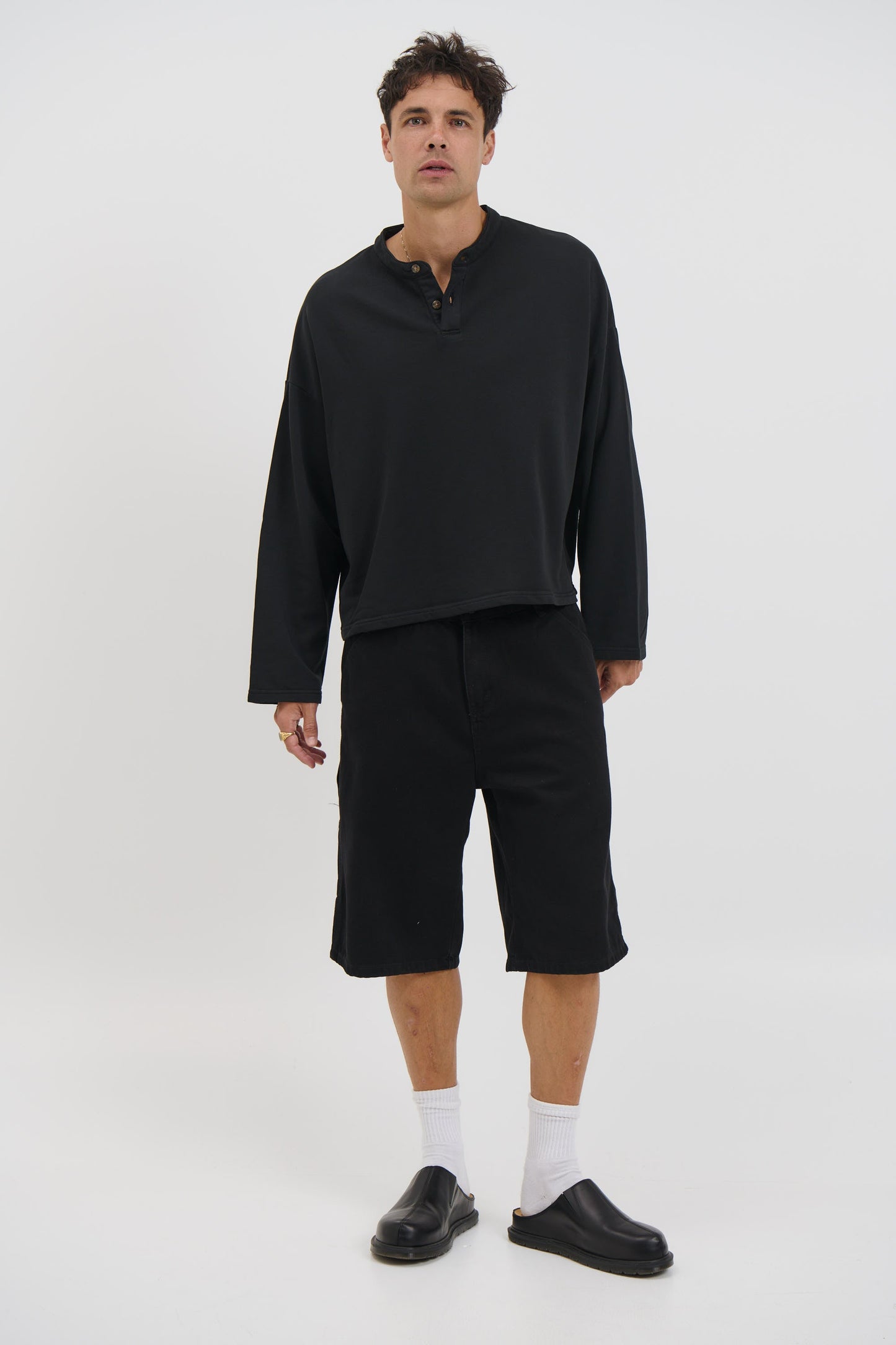 Fleece Crop Henley Black