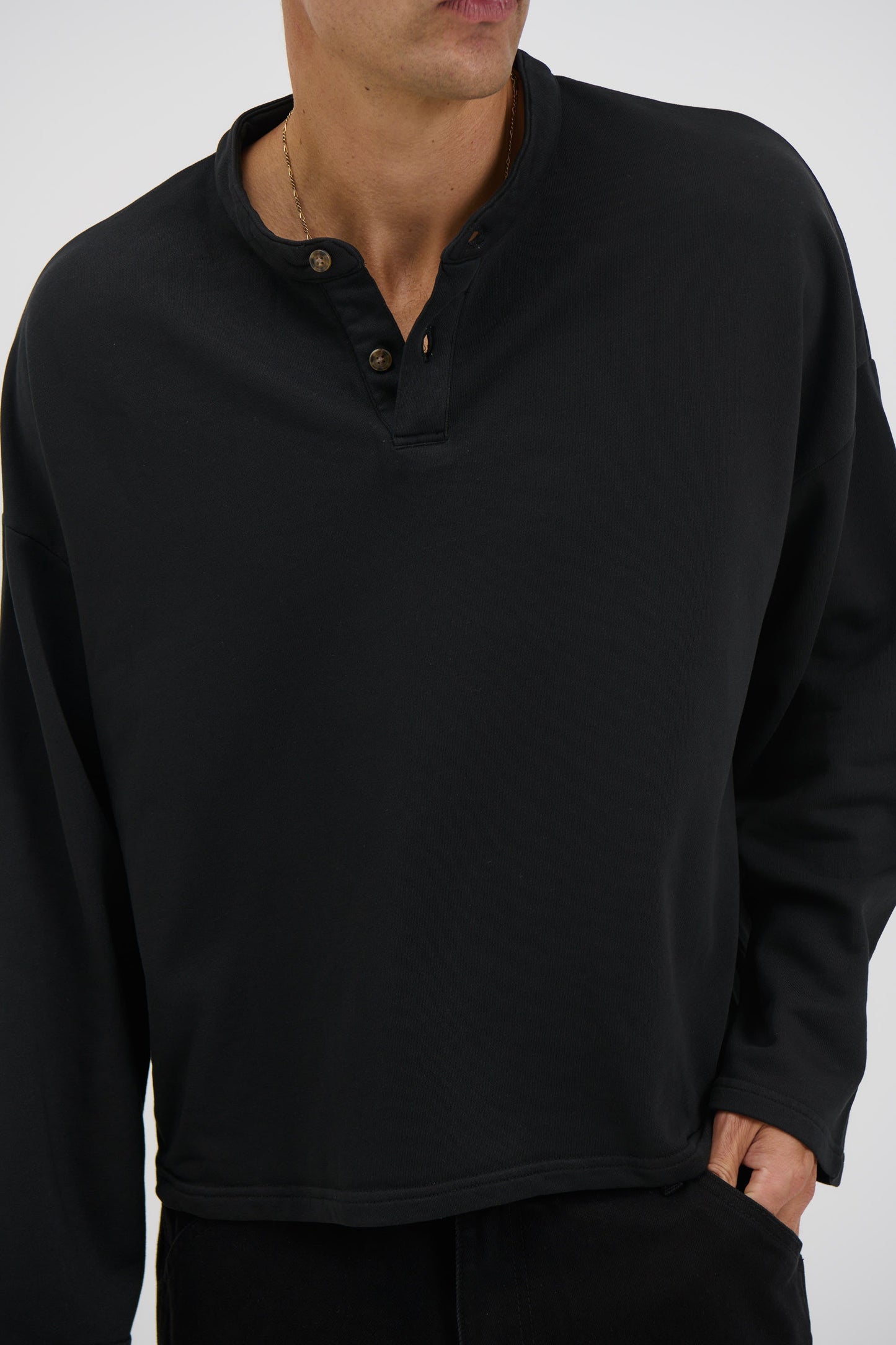 Fleece Crop Henley Black