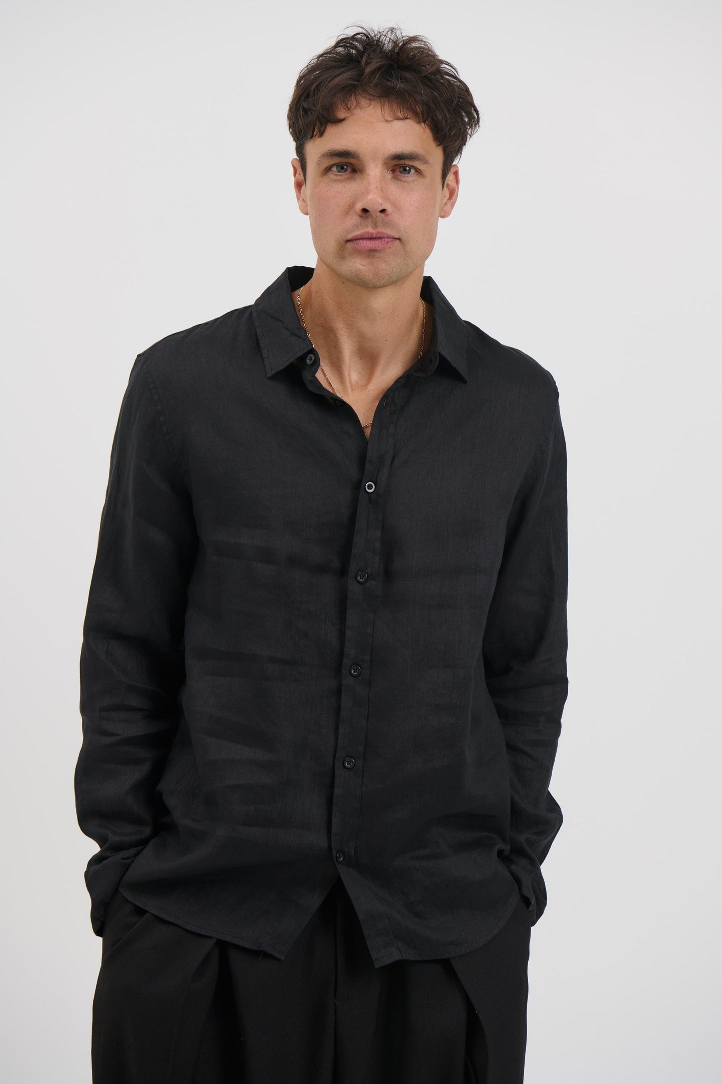 Luca Linen Shirt Black